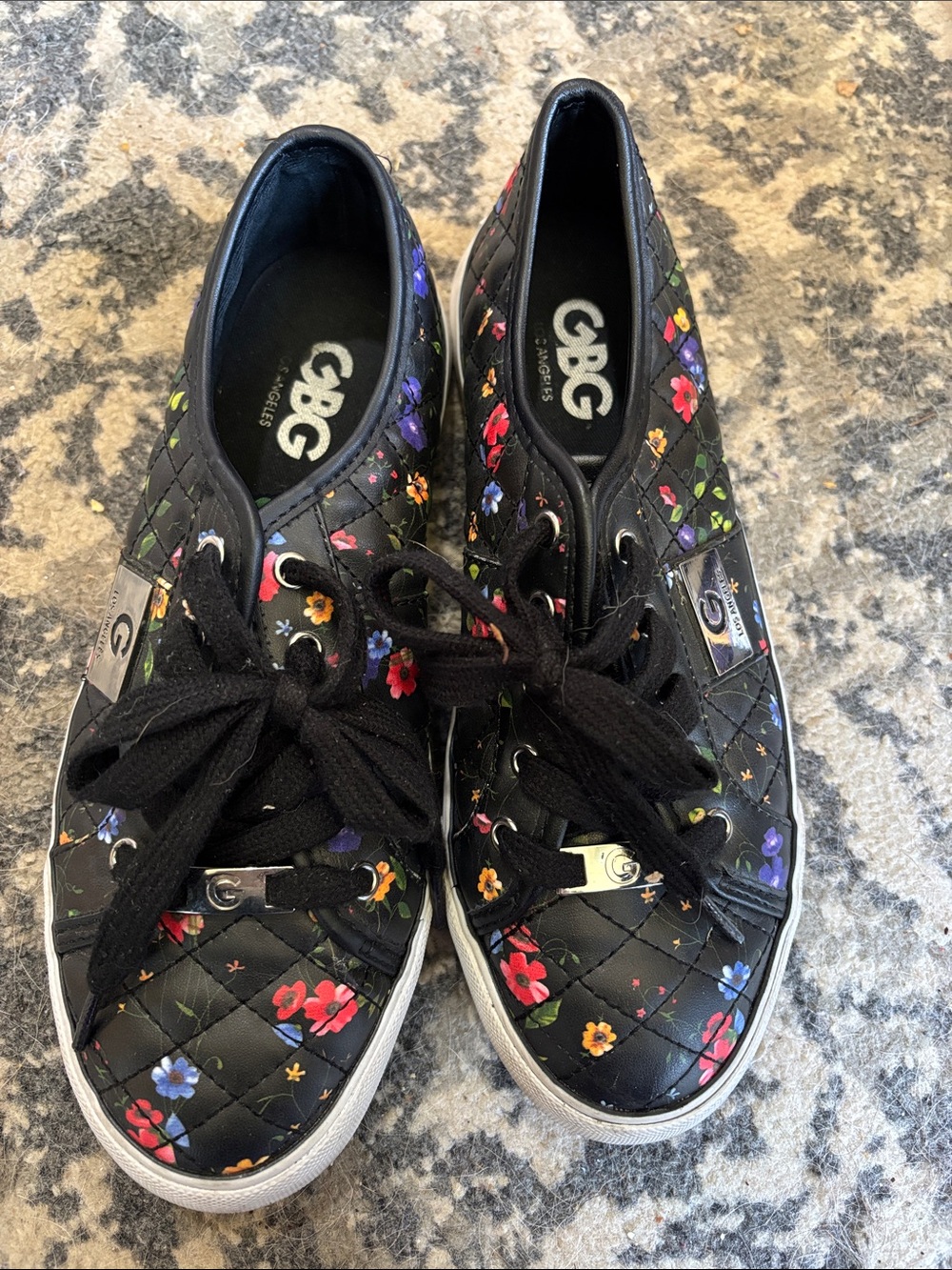 GBG Los Angeles Black Quilted Sneakers with Multicolor Floral Print